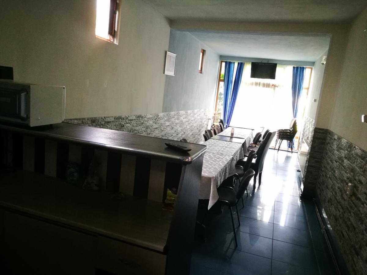 Pensiunea Ramona Cărpinişu Esterno foto